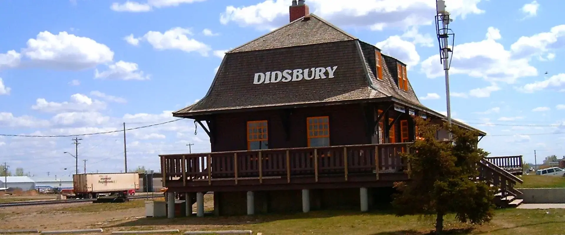 Didsbury Alberta - show home cleaning services Didsbury